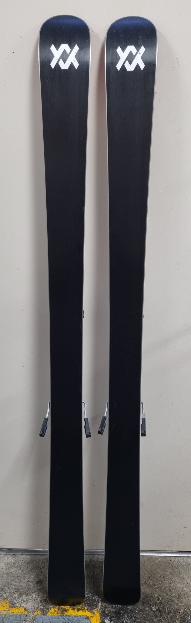 Pre - owned: Volkl Mantra Junior (158cm)/Atomic Colt 10 Binding - Snowride Sports