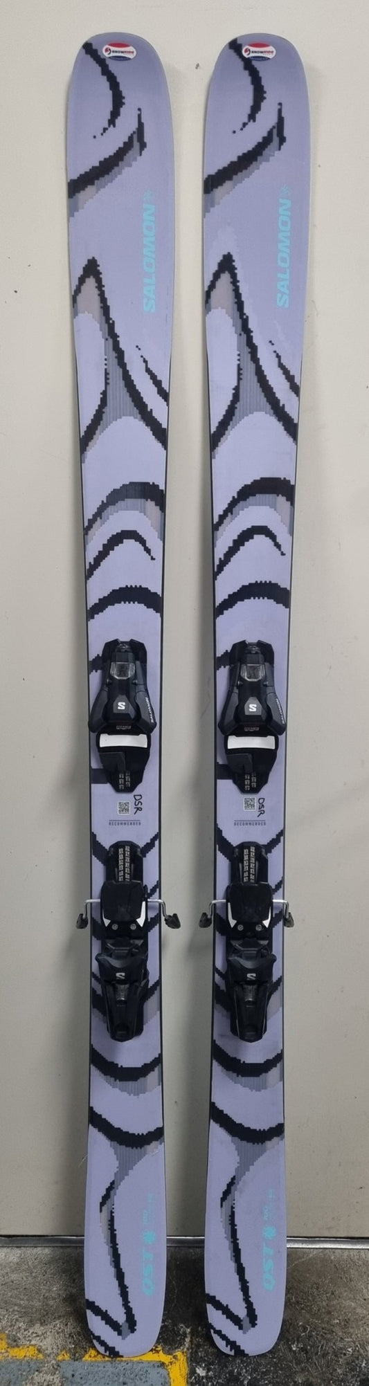 Ex - demo: Salomon QST 100 / Strive 13 Demo Binding (180cm) - Snowride Sports
